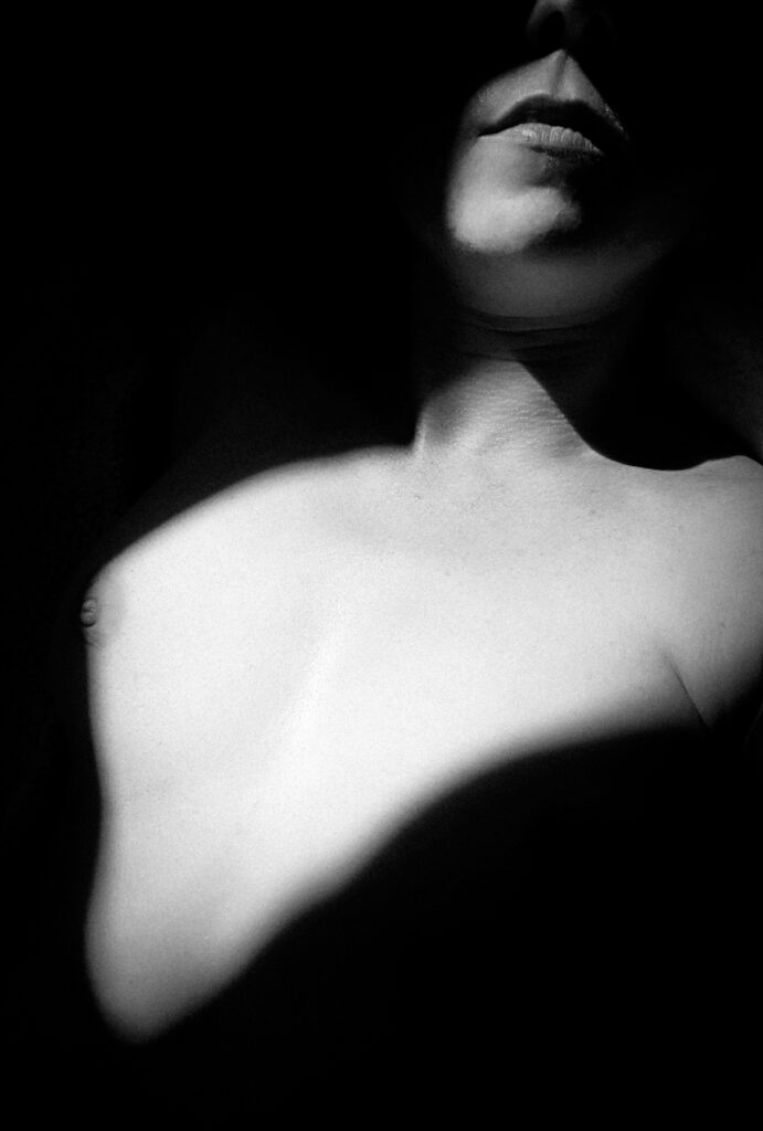 Exposition photographique et rituels performatifs sur les relations amoureuses et lES violences sexisteS ET SEXuelles